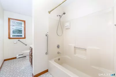 11 Londonderry Lane, Milford, CT 06460 - Photo 20