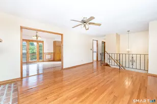 11 Londonderry Ln, Milford, CT 06460 - Photo 4