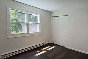 21 Weybosset St, New Haven, CT 06513 - Photo 8