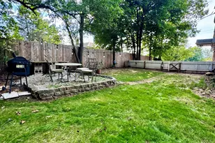 21 Weybosset St, New Haven, CT 06513 - Photo 18