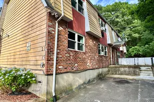 21 Weybosset St, New Haven, CT 06513 - Photo 12