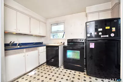 11 Tanglewood Drive, Windsor, CT 06095 - Photo 6