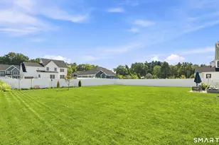 78 Oakwood Cir, Plainville, CT 06062 - Photo 36