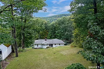 4 Musnug Road, Danbury, CT 06811 - Photo 18