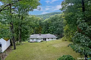 4 Musnug Rd, Danbury, CT 06811 - Photo 18