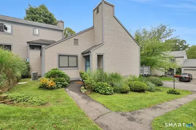 542 Pilgrim Harbor #542, Wallingford, CT 06492 - Photo 2