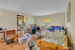 30 Eleanor Pl, Newington, CT 06111 - Photo 2
