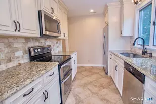 164 New Norwalk Rd, New Canaan, CT 06840 - Photo 2