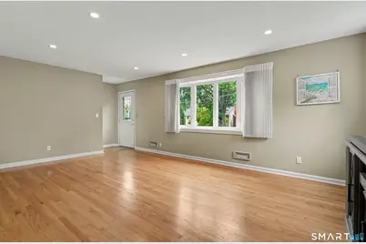 35 Sunrise Terrace, Stratford, CT 06614 - Photo 4