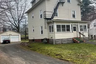 295 Chamberlain Hwy, Meriden, CT 06451 - Photo 2