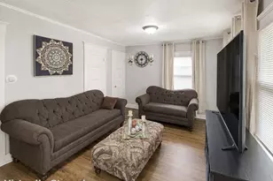 4 Strong St, New Haven, CT 06515 - Photo 4