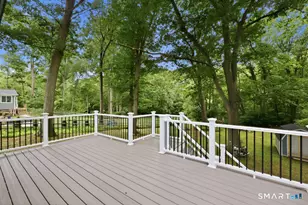 445 Lincoln Dr, Cheshire, CT 06410 - Photo 8