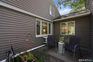 89 Mohegan Dr, West Hartford, CT 06117 - Photo 34