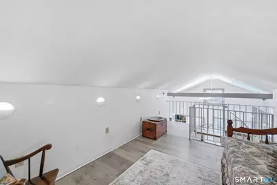 89 Mohegan Drive, West Hartford, CT 06117 - Photo 32