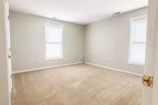 40 Grove St, Southington, CT 06479 - Photo 8