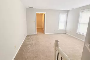 40 Grove St, Southington, CT 06479 - Photo 2