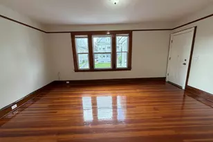 306 Judson Pl, Bridgeport, CT 06610 - Photo 6