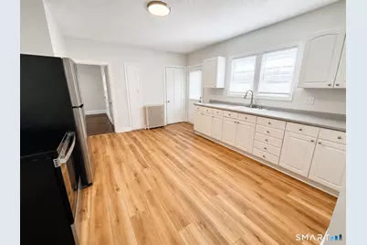 59 South Street #1, Cromwell, CT 06416 - Photo 2