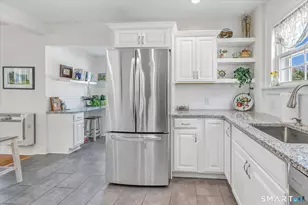 714 Wilcoxson Ave, Stratford, CT 06614 - Photo 16