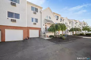 925 Oronoke Rd, Waterbury, CT 06708 - Photo 1