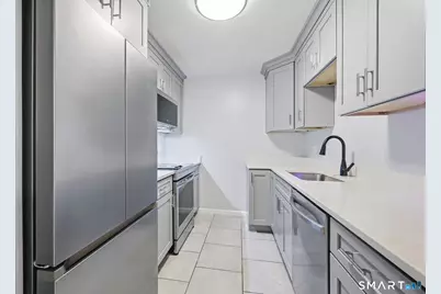 35 Woodsedge Drive #5B, Newington, CT 06111 - Photo 6
