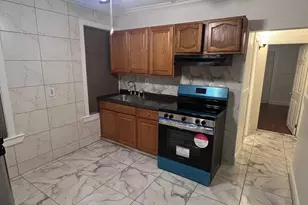 1572 Park St, Hartford, CT 06106 - Photo 30