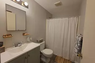 1568 Meriden Rd, Waterbury, CT 06705 - Photo 16