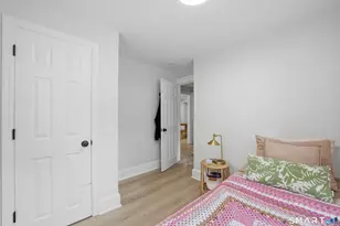 15 Mead St, Stamford, CT 06907 - Photo 8