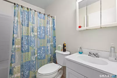 1422 Dixwell Avenue, Hamden, CT 06514 - Photo 12