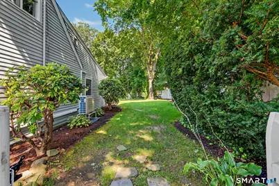 118 Lloyd Drive, Fairfield, CT 06825 - Photo 34