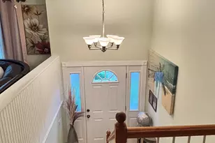 118 Wickham Dr, East Hartford, CT 06118 - Photo 2