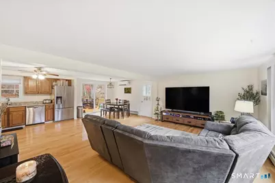 198 Dartmouth Drive, Groton, CT 06355 - Photo 4