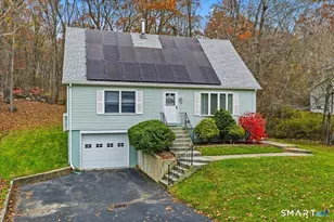 198 Dartmouth Dr, Groton, CT 06355 - Photo 2