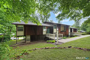 2 F Country Squire Dr, Cromwell, CT 06416 - Photo 2