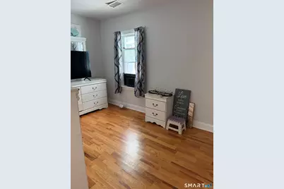 94 Cleveland Avenue #2, Bridgeport, CT 06606 - Photo 6