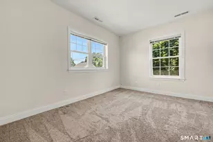 26 Nichols Ave, Stamford, CT 06905 - Photo 28