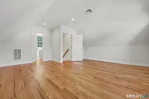 26 Nichols Ave, Stamford, CT 06905 - Photo 26