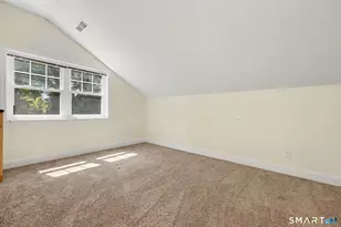 26 Nichols Ave, Stamford, CT 06905 - Photo 24