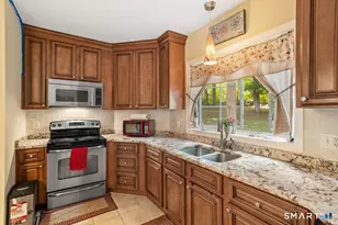 38 Brookside Dr, Norwich, CT 06360 - Photo 20