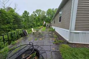 32 Richard Ave, Griswold, CT 06351 - Photo 6