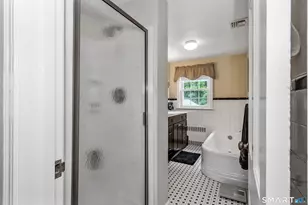 110 Middlebrook Rd, West Hartford, CT 06119 - Photo 30