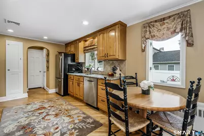 110 Middlebrook Road, West Hartford, CT 06119 - Photo 20
