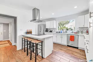 86 Vanguard St, Bridgeport, CT 06606 - Photo 8
