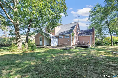 86 Vanguard Street, Bridgeport, CT 06606 - Photo 2