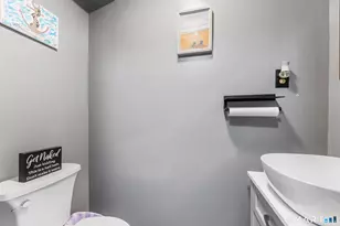 105 Mattabasset Dr, Meriden, CT 06450 - Photo 18