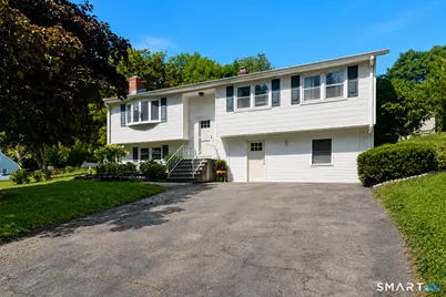 17 North Ridgeland Road, Wallingford, CT 06492 - Photo 1