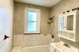 76 Wilcox St, New Britain, CT 06051 - Photo 8