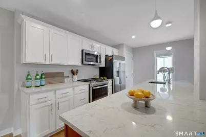 1385 Washington Boulevard #6, Stamford, CT 06902 - Photo 6