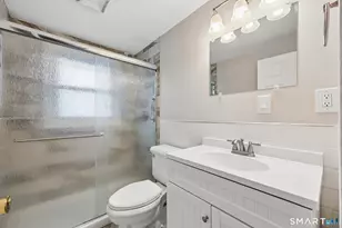 63 Hunt Ln, East Haven, CT 06512 - Photo 14