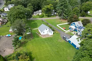 63 Hunt Ln, East Haven, CT 06512 - Photo 30